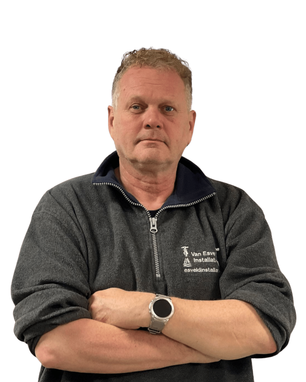 "Arjan van Esveld, oprichter van Esveld Installatie in Dordrecht, staat met zijn armen over elkaar, een ervaren loodgieter en een brok aan kennis."